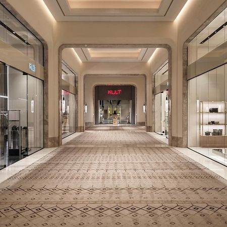 City Of Dreams Mediterranean - Integrated Resort, Casino & Entertainment Limassol Exterior photo The interior of the shopping mall