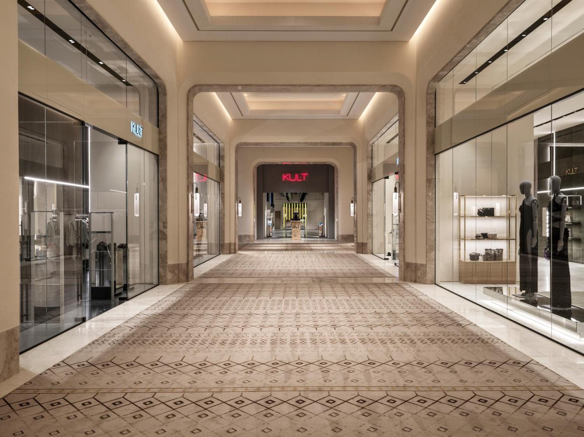 City Of Dreams Mediterranean - Integrated Resort, Casino & Entertainment Limassol Exterior photo The interior of the shopping mall