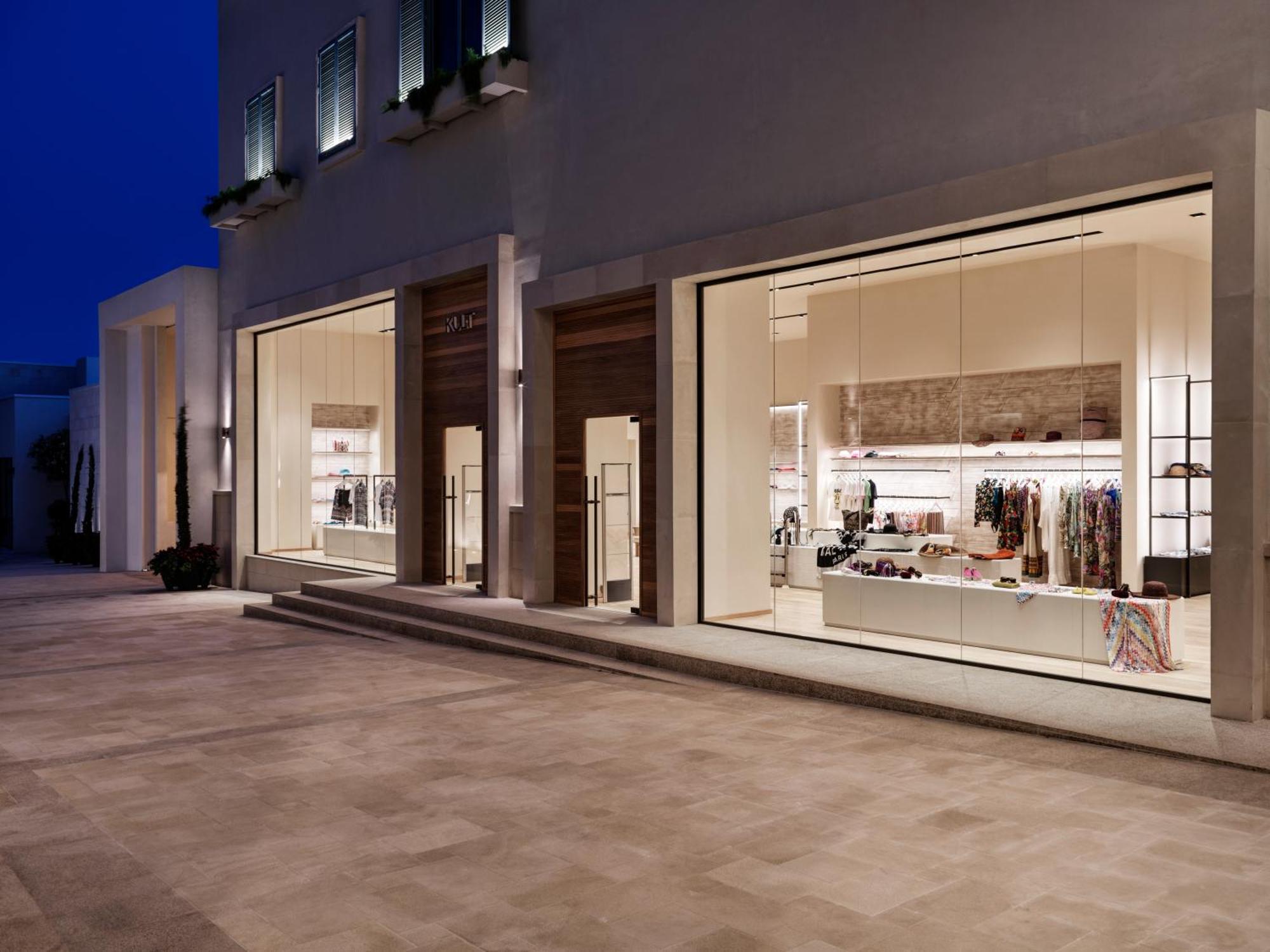 City Of Dreams Mediterranean - Integrated Resort, Casino & Entertainment Limassol Exterior photo The Row store in Porto Cervo, Sardinia
