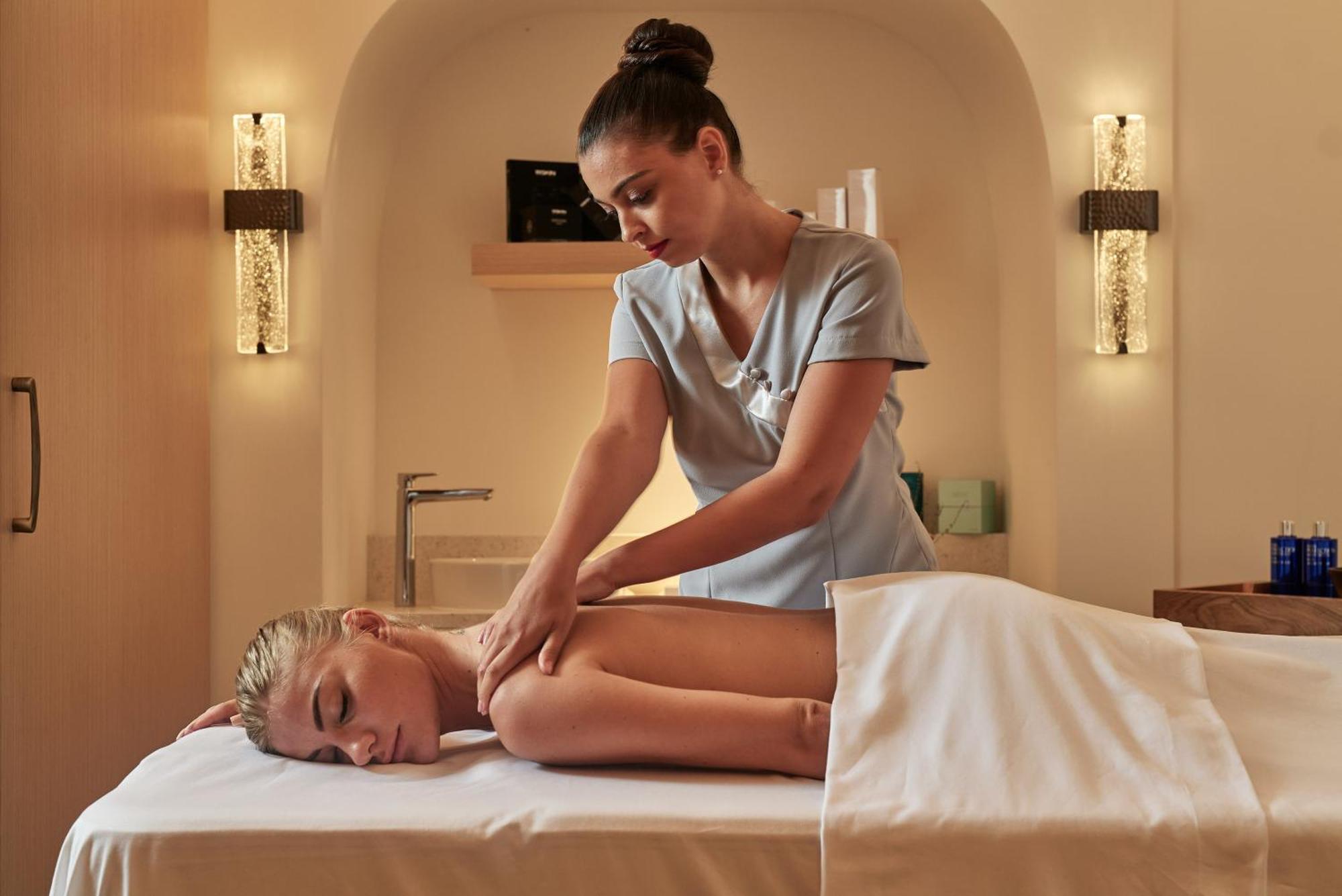 City Of Dreams Mediterranean - Integrated Resort, Casino & Entertainment Limassol Exterior photo Massage