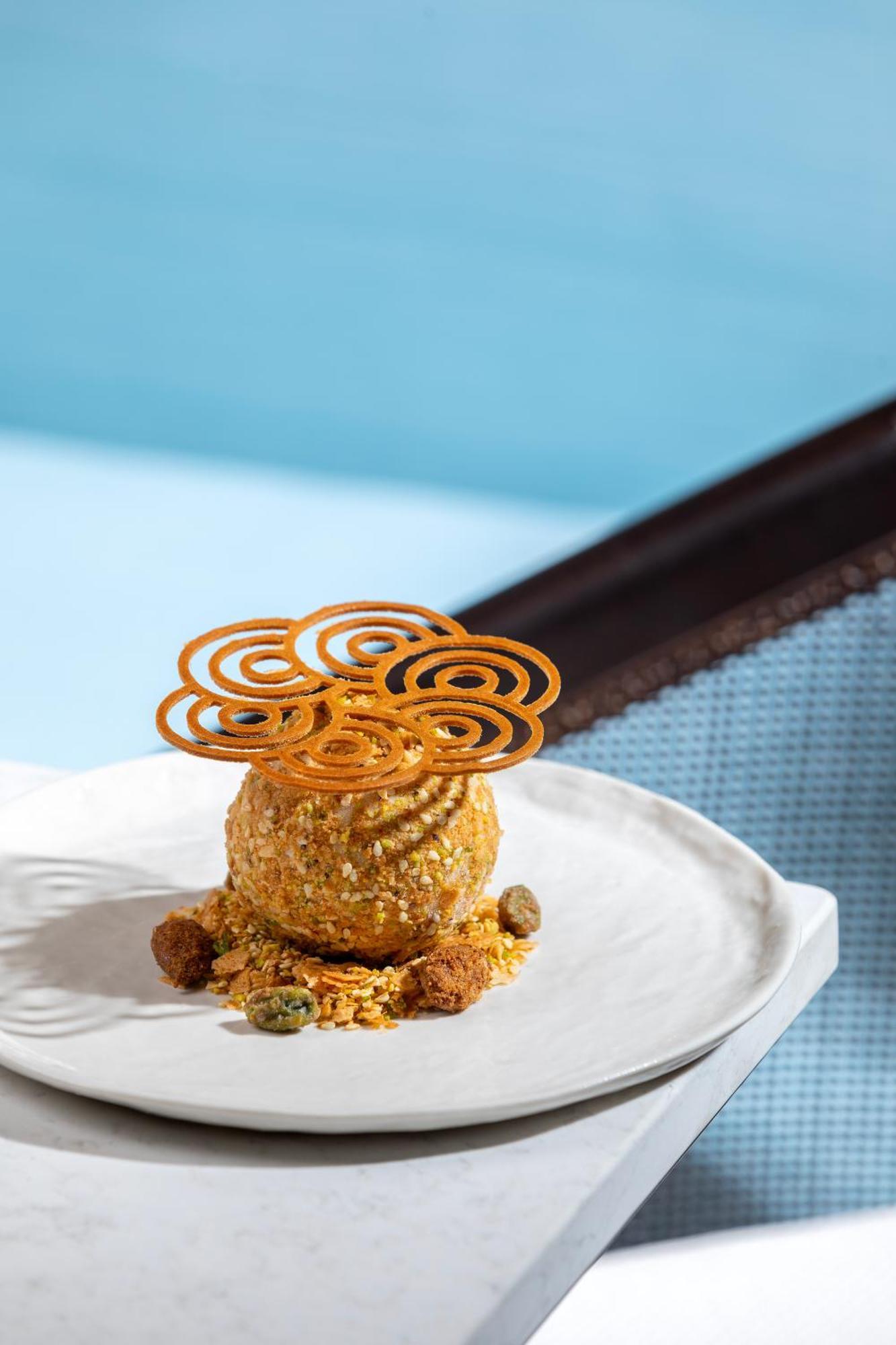 City Of Dreams Mediterranean - Integrated Resort, Casino & Entertainment Limassol Exterior photo A dessert