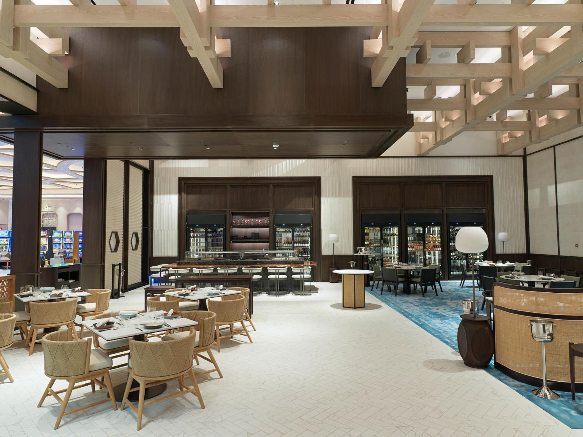 City Of Dreams Mediterranean - Integrated Resort, Casino & Entertainment Limassol Exterior photo The interior of the lounge