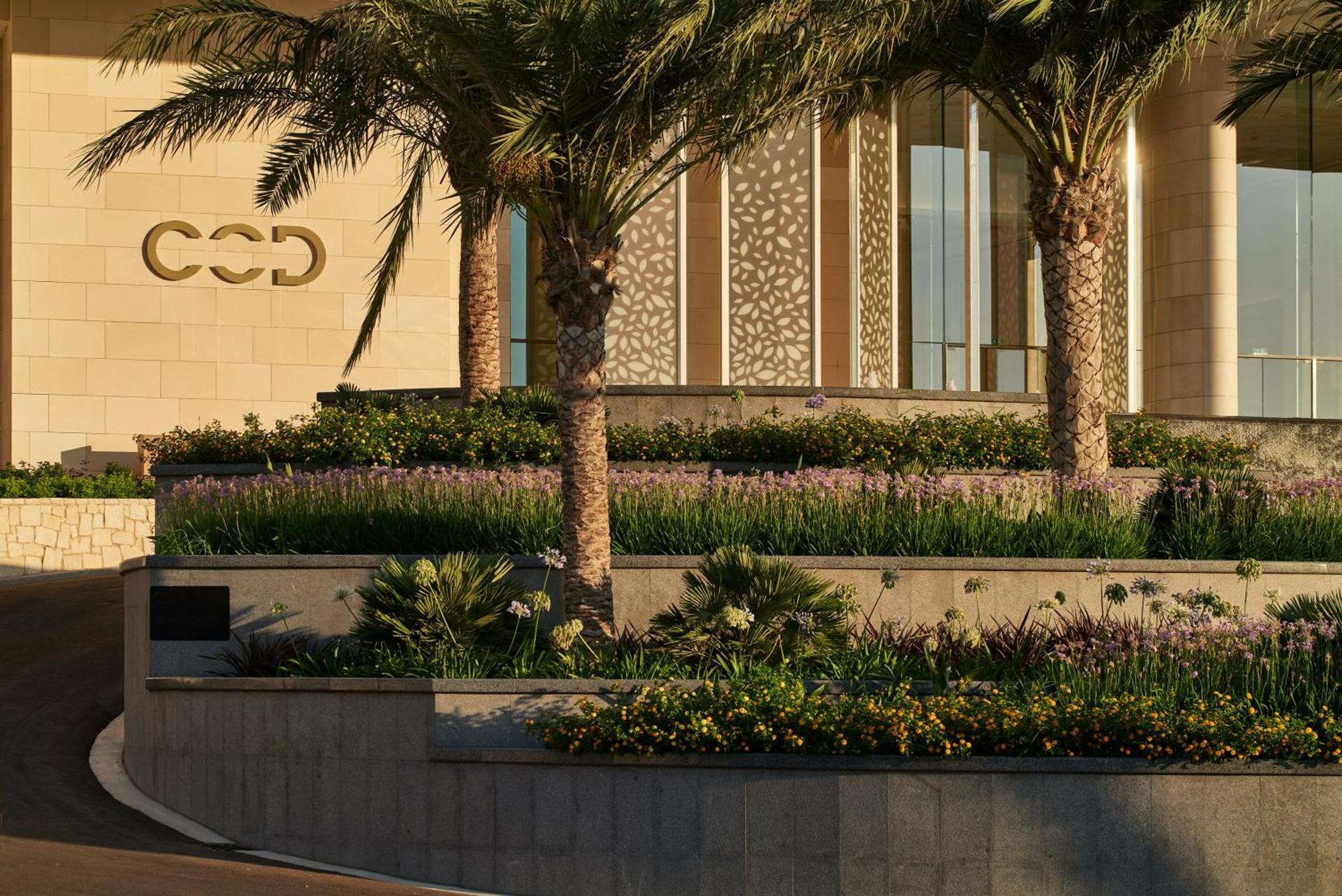 City Of Dreams Mediterranean - Integrated Resort, Casino & Entertainment Limassol Exterior photo The entrance of the hotel
