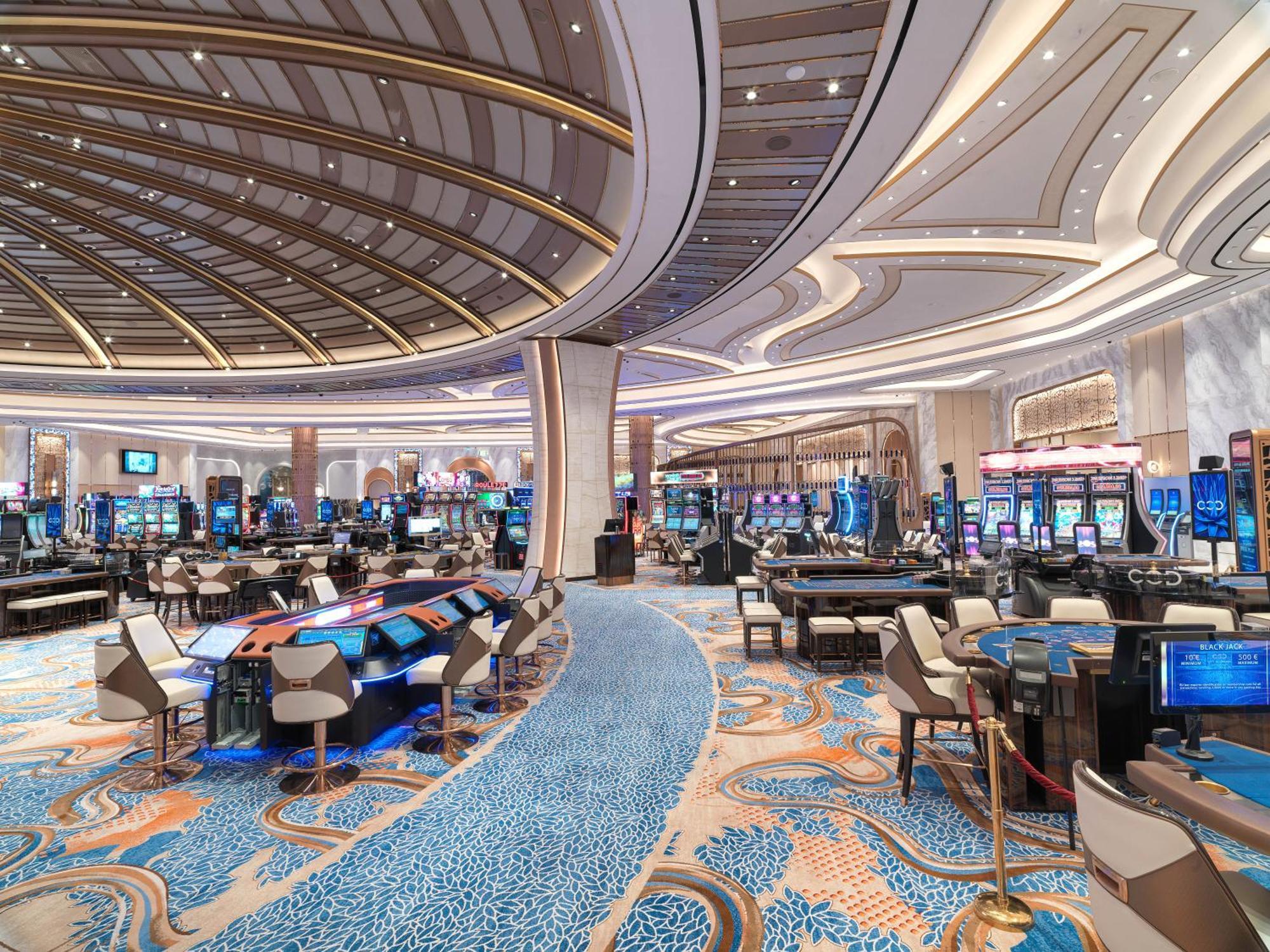 City Of Dreams Mediterranean - Integrated Resort, Casino & Entertainment Limassol Exterior photo The casino floor at Wynn Las Vegas