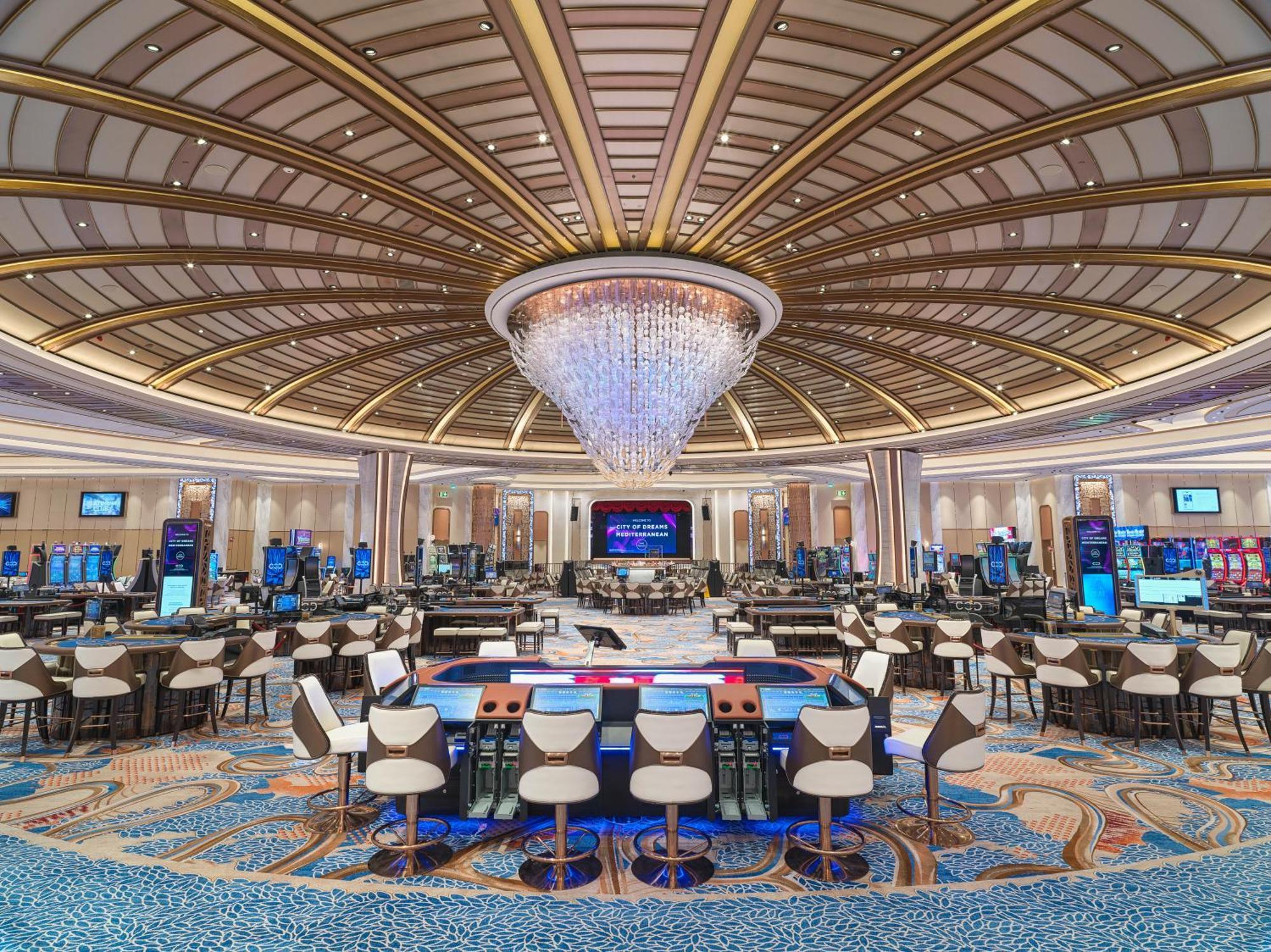 City Of Dreams Mediterranean - Integrated Resort, Casino & Entertainment Limassol Exterior photo The casino floor at the MGM Grand