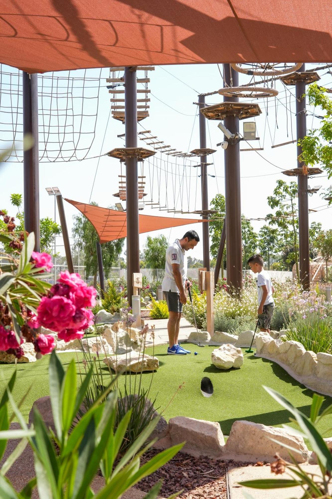 City Of Dreams Mediterranean - Integrated Resort, Casino & Entertainment Limassol Exterior photo Adventure Golf in Mallorca
