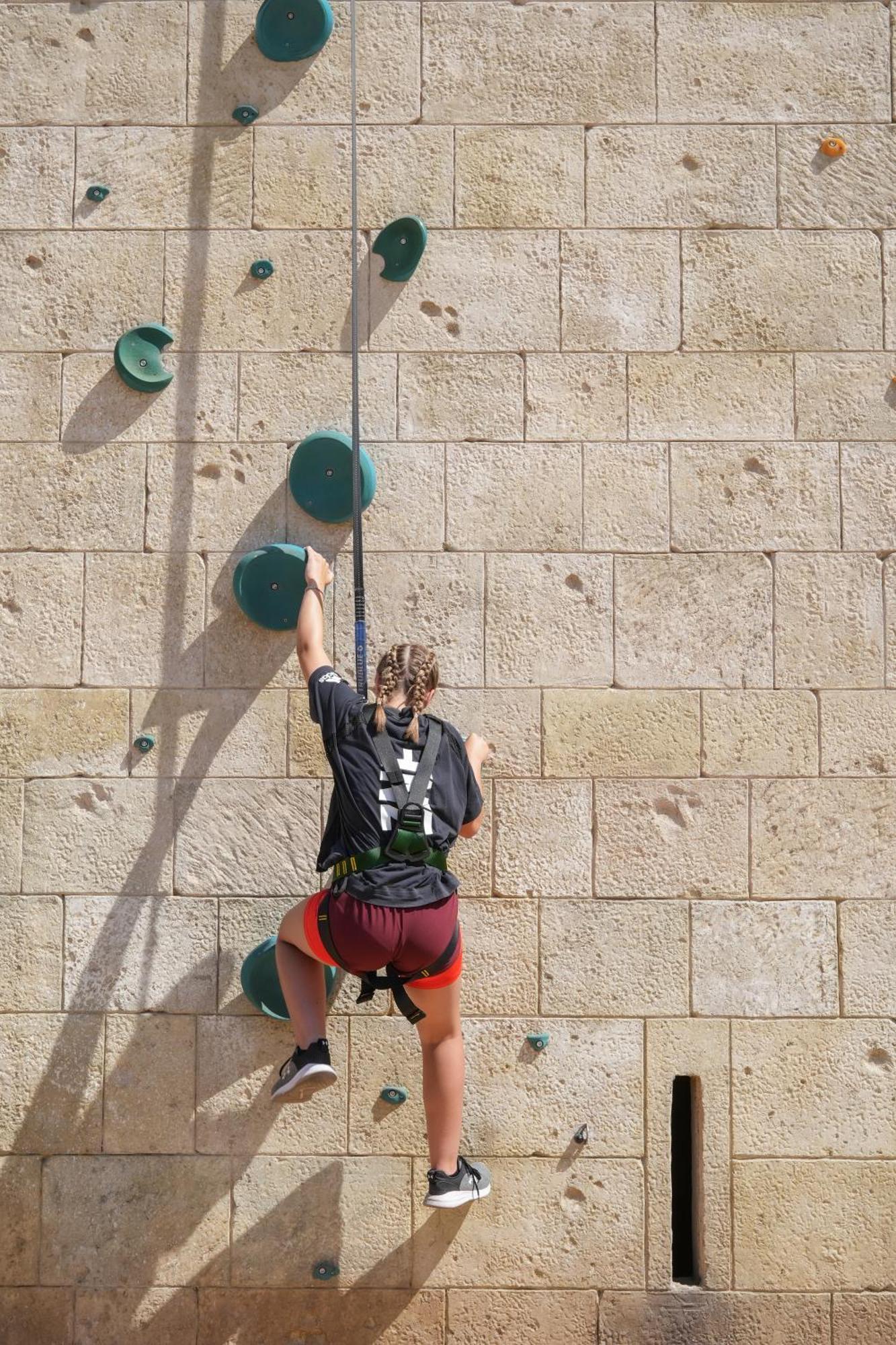 City Of Dreams Mediterranean - Integrated Resort, Casino & Entertainment Limassol Exterior photo Climbing at the 2007 World Championships